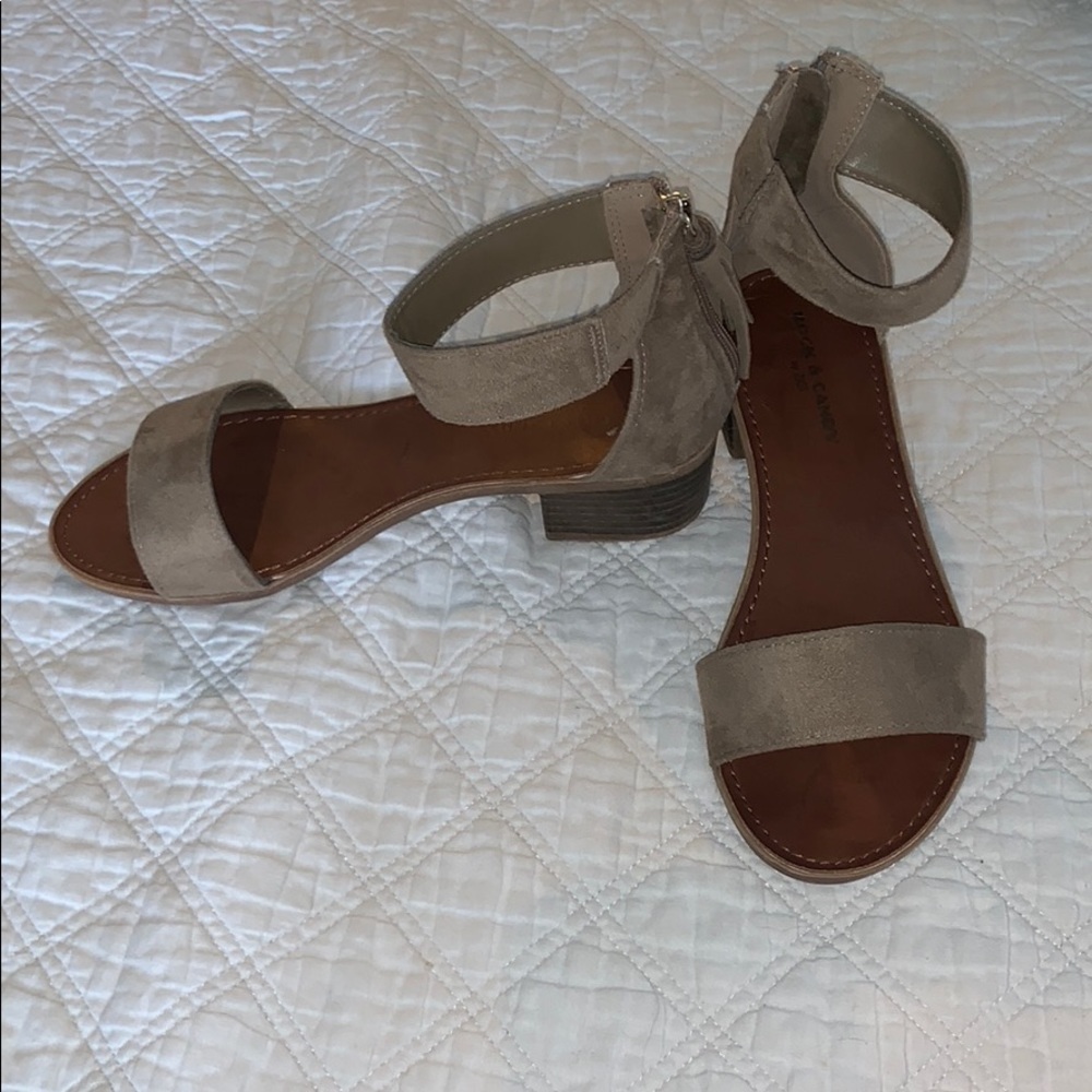 ROCK AND CANDY 7.5 Sandals